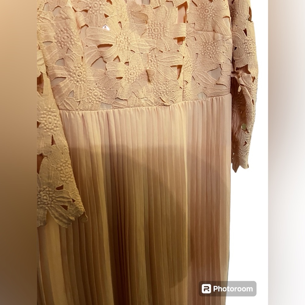 ELOQUII dress - Picture 2 of 3